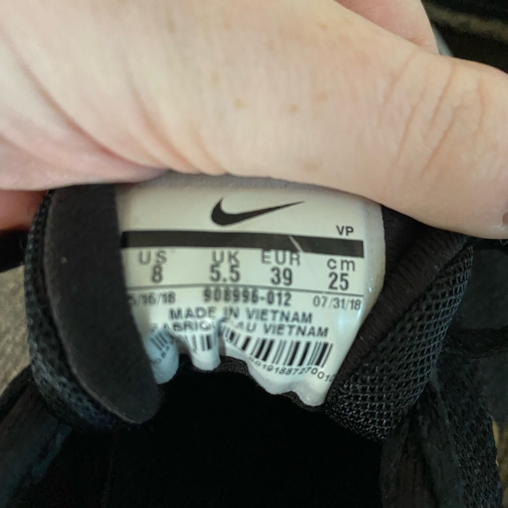Nike Running Shoes - Picture 4 of 5